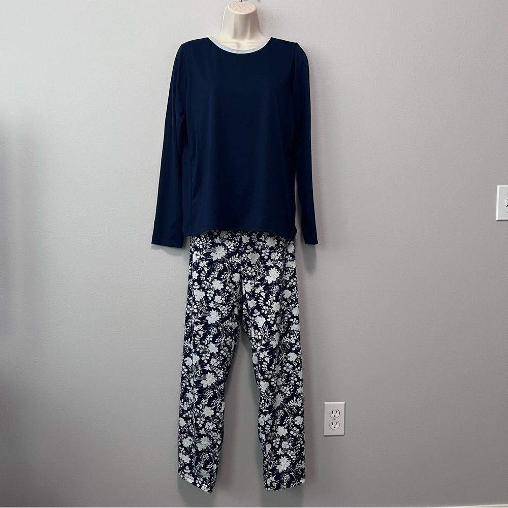 Lands' End Navy Floral 2-Piece Pajama Set Size M